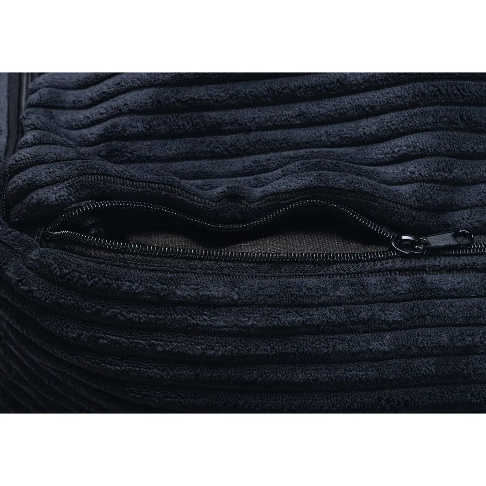 Designed by Lotte Ligmand Ribbed