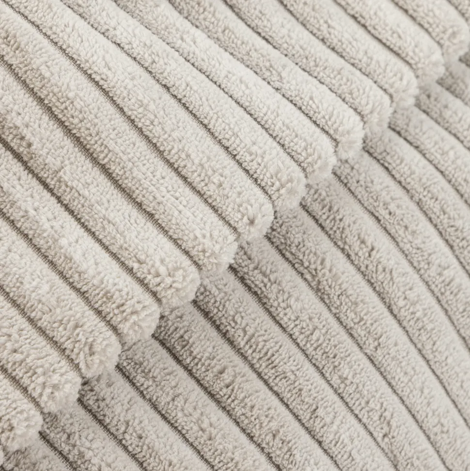 Designed by Lotte Ribbed Kattenmand