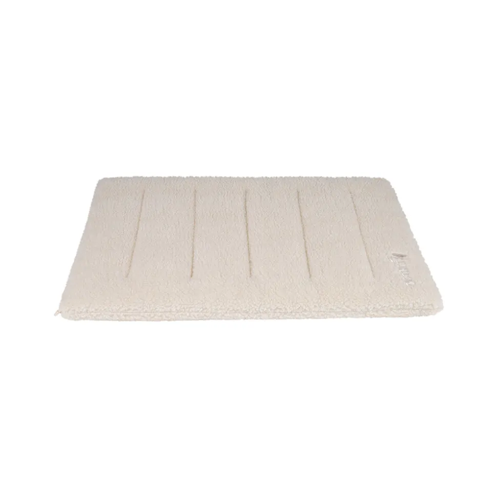 District 70 Sherpa Bench Mat